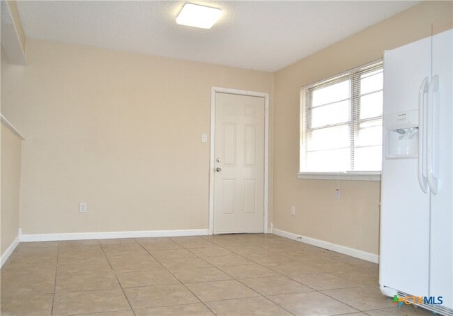 Photo - 1501 Bluffdale St