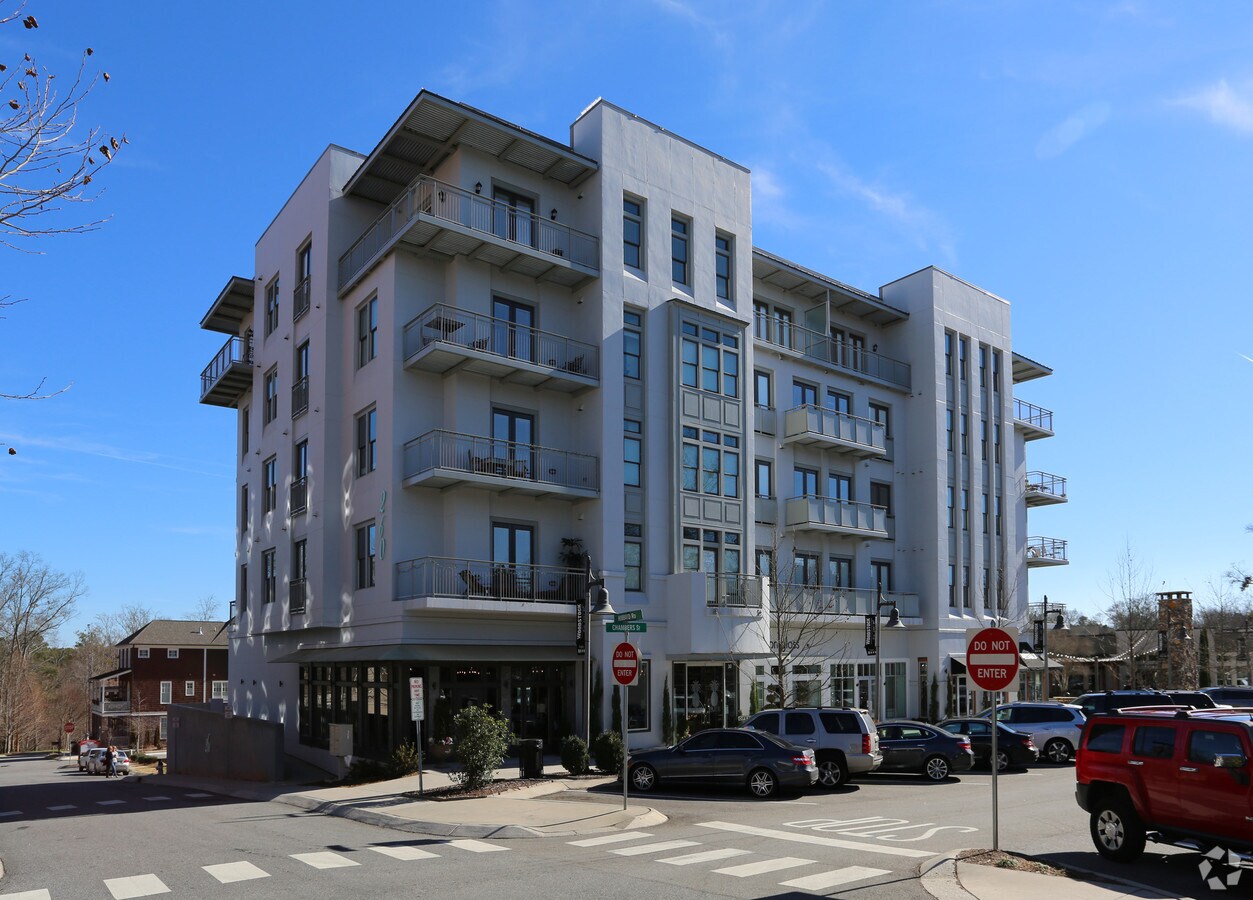 Primary Photo - !260 Woodstock by ARIUM