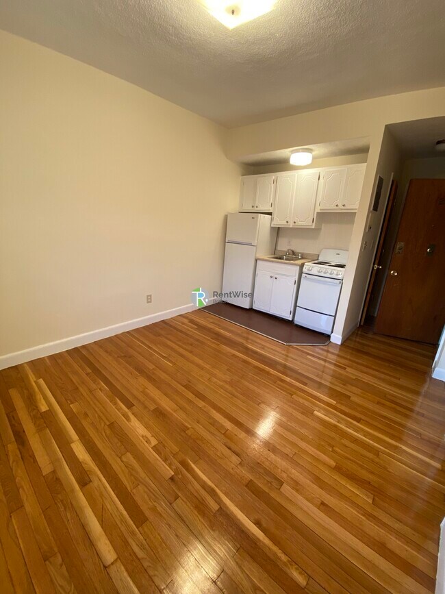 160 N Beacon St Unit 12