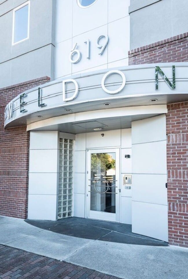 Building Photo - 2BR/2FULL BATH! Down Town Wilmington ''The Weldon'', an art deco Brooklyn Arts district. Unit 203