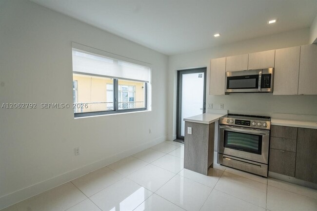 Photo - 110 Bay Dr E Unit 110