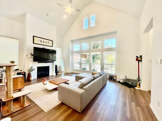 Photo - 8213 Bethpage Dr