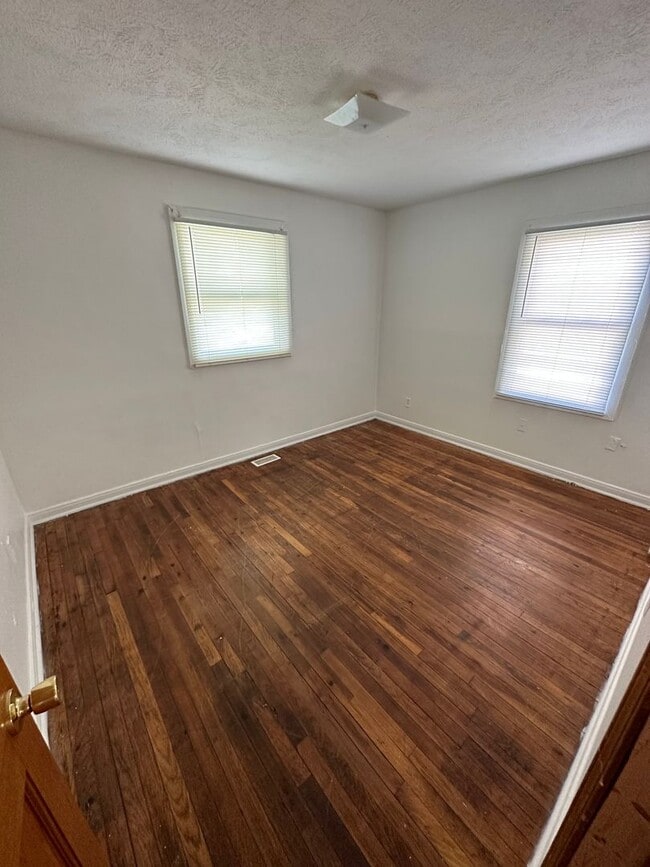 Photo - 2 bed 1 bath