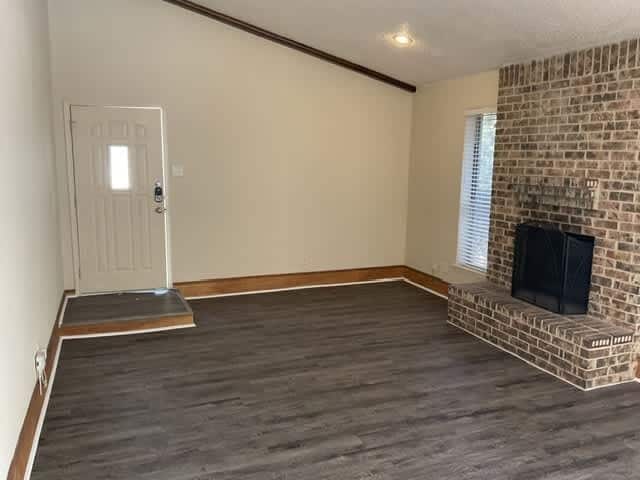 Photo - 2138 Wood River Rd
