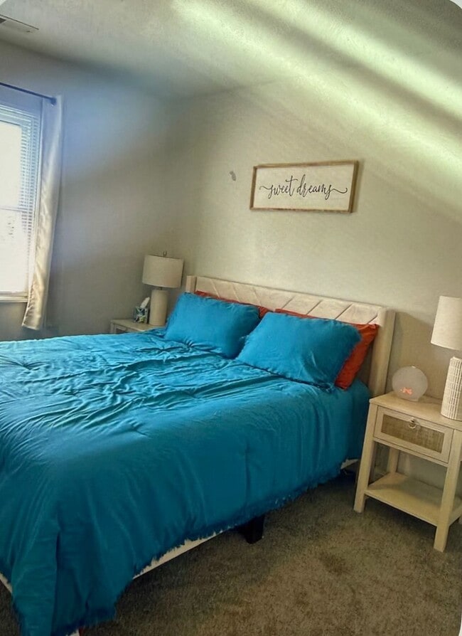 Photo - Beautiful Furnished Short Term Rental Unit Apt #20