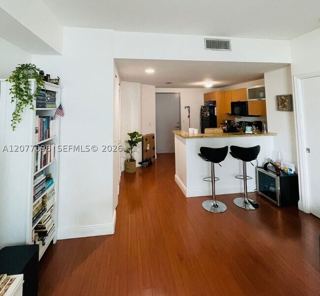 Photo - 3180 SW 22nd St Unit 908