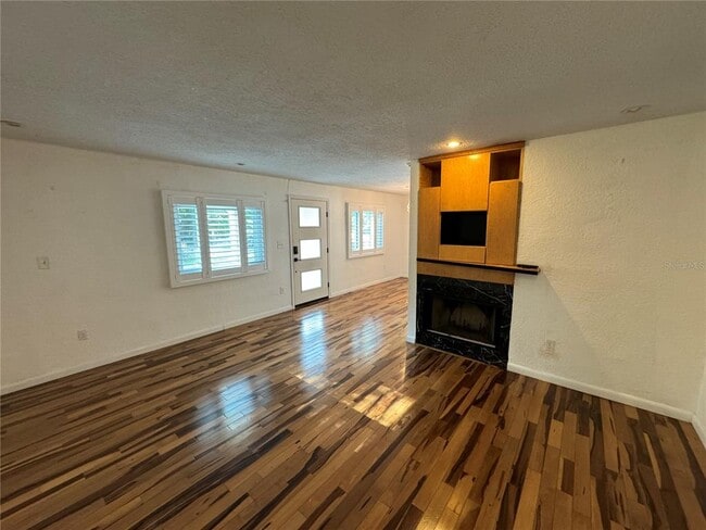Photo - 112 N Thornton Ave