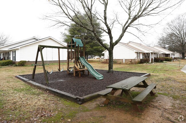 Photo - Club Court Apartments I & II