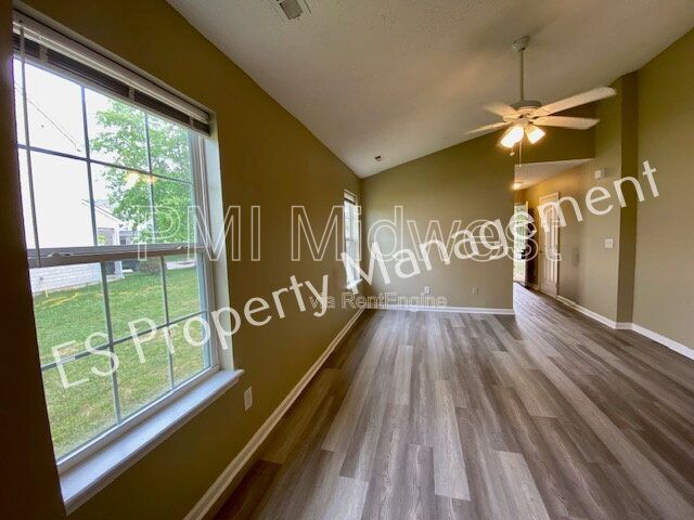 Photo - 5650 Loudon Dr
