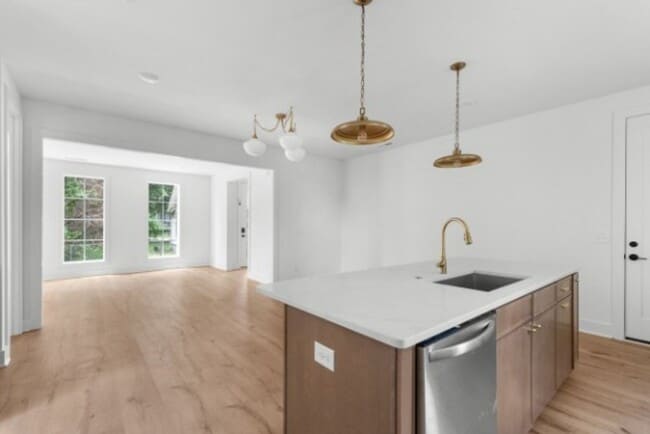 Photo - 1814 Stewart Pl