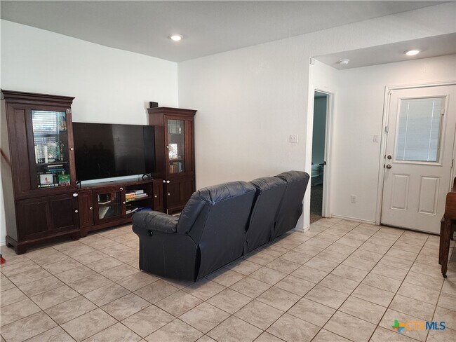 Photo - 133 Hammond Ct