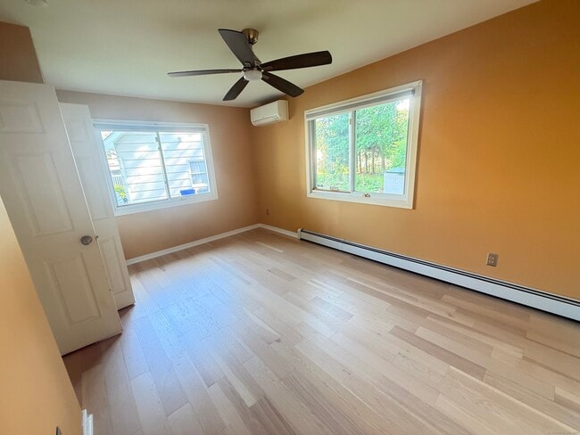 Photo - 46 Fairway Green