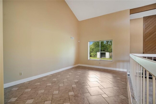 Photo - 110 N Deerwood Ave