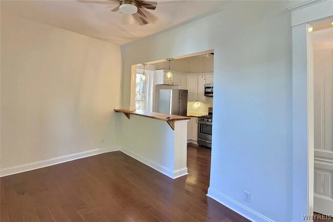 Photo - 54 3rd St