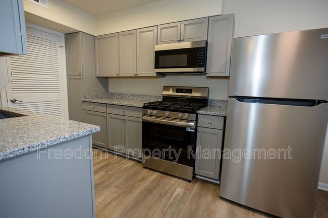 Photo - 8343 Irongate Way