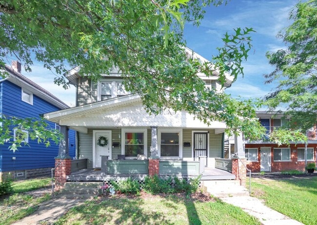 Photo - 2475 Indianola Ave