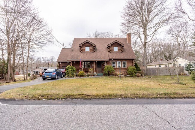 16 Roosevelt Blvd