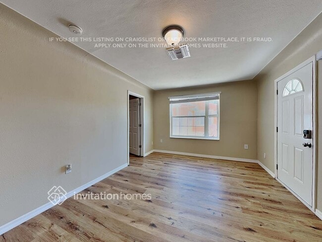 Photo - 2545 17th Ave S