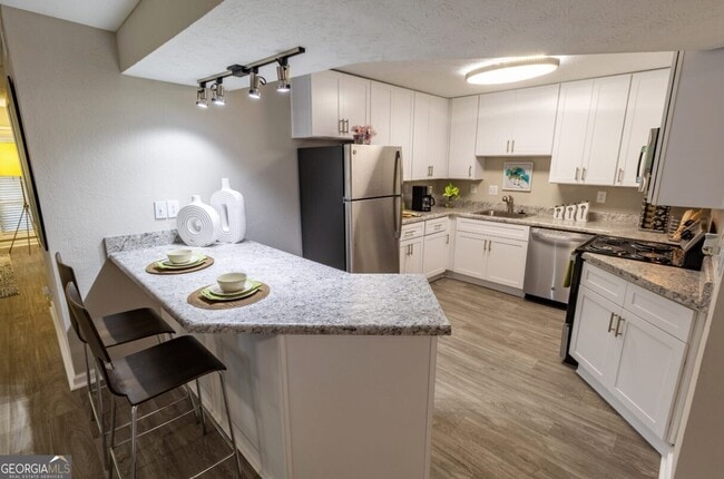 Building Photo - 2845 Holcomb Bridge Rd Unit 0601