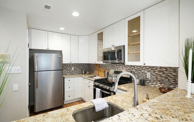 Photo - 2821 Parrish St