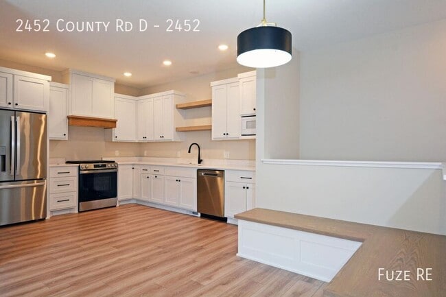 Photo - 2452 County Rd D West