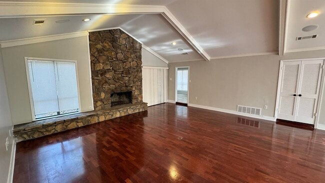 Photo - 2302 Hawksmoor Pl