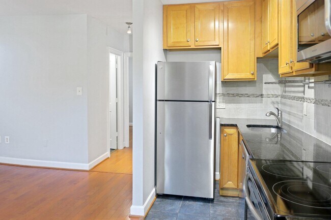 Photo - 1815 A St SE Unit #101