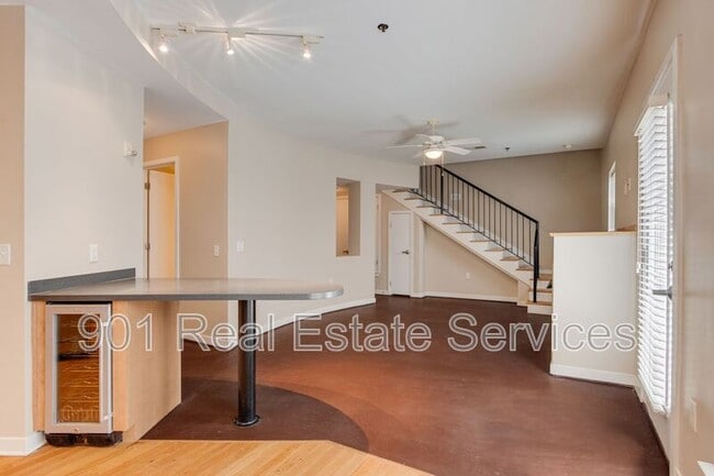 Photo - 426 N Front St Unit #303