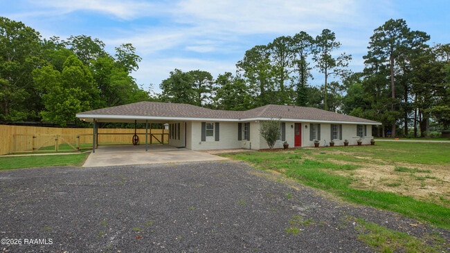 Photo - 5502 Coteau Rd