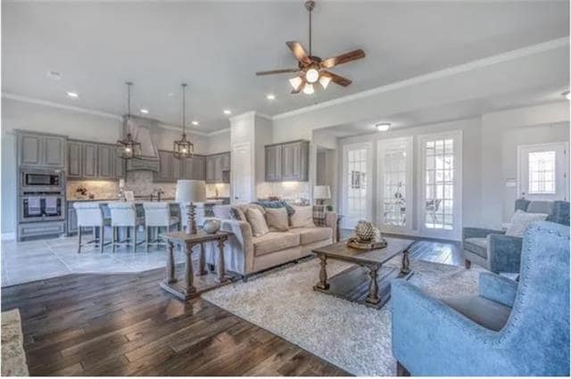 Photo - 1017 Merion Dr