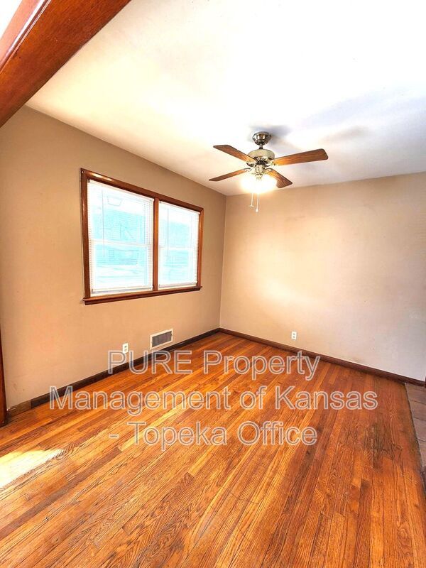 Photo - 3612 SW Kerry Ave