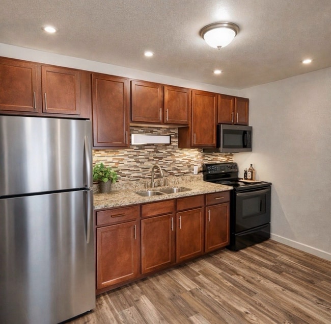 Photo - 3341 E Fountain Blvd Unit 107