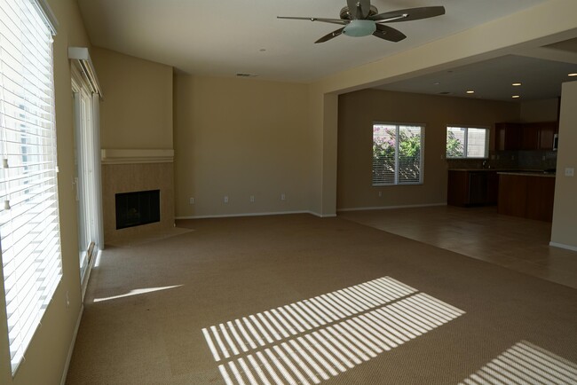 Photo - 1207 Palmas Ridge