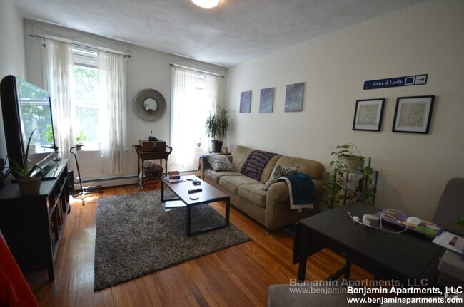 Building Photo - 34 Brainerd Rd Unit 1 Rental