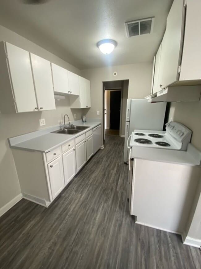 Photo - Magnolia Park Apartments