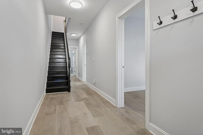 Photo - 92 Leigh Ave