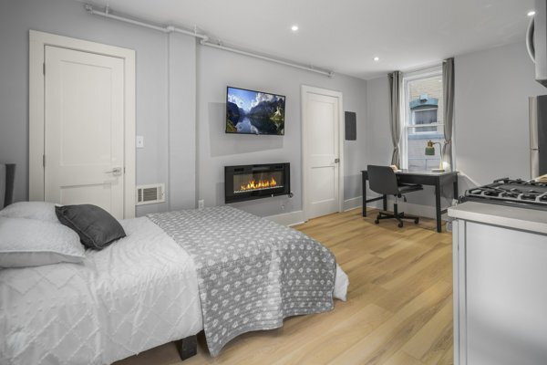 Studio - 101 N Quarry St