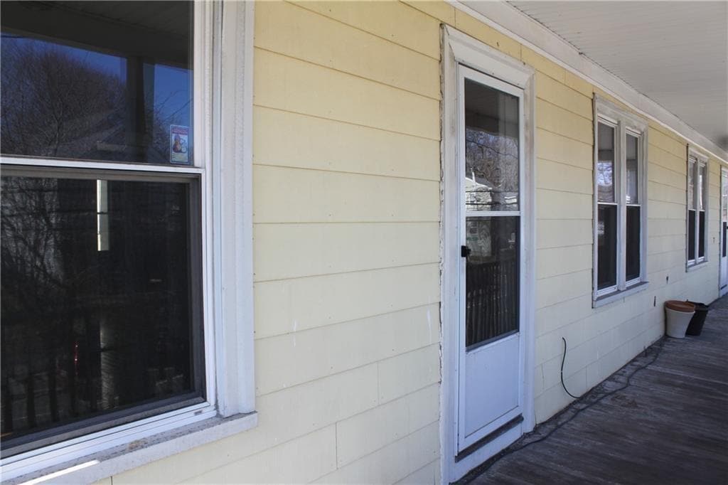 Photo - 258 Waterman Ave Apartment