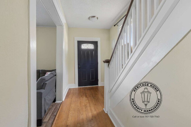 "Charming 3-Bedroom Home with Spacious Interiors in Norfolk's Heart!"