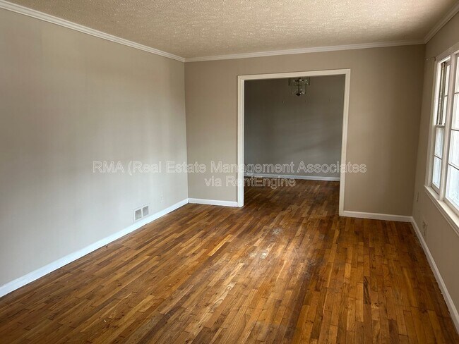 Photo - 1313 Oakdale Dr