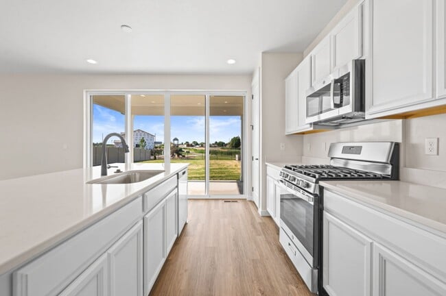 Photo - Newer home in Caldwell!