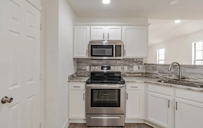 Photo - 2212 Summer Crossing