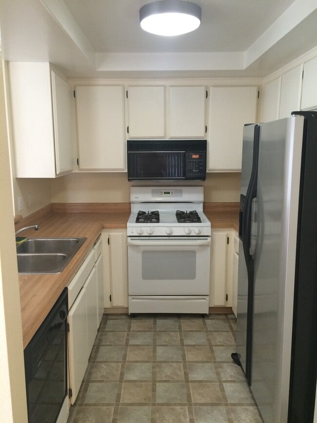 Photo - 779 Brookstone Rd Unit 779 Brookstone Rd. #203