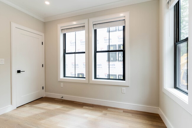 Photo - 279 Lamartine St Unit 1