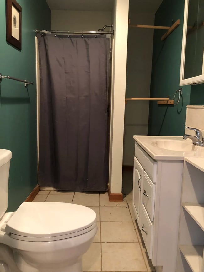 bathroom - 308 Old Kings Hwy Unit Forest Studio and Garden