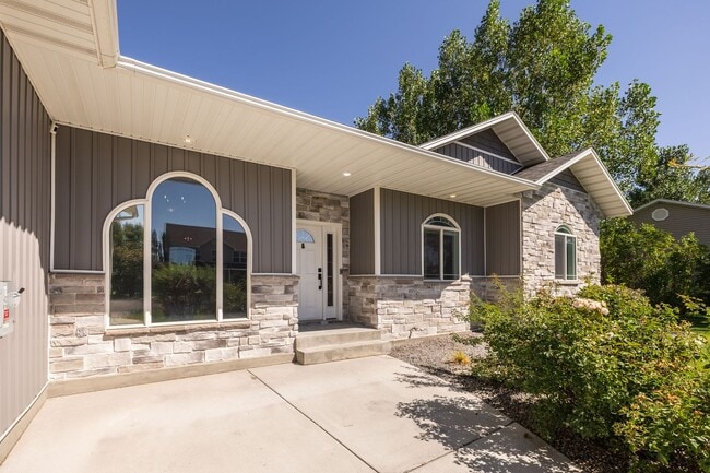 Photo - 304 Palomino Dr Unit House