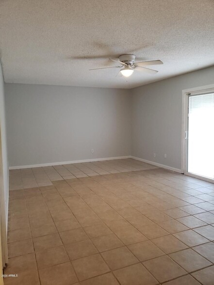 Photo - 3327 W Joan De Arc Ave