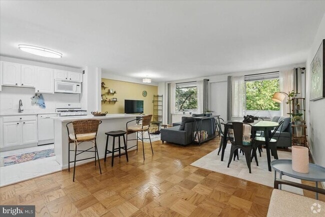 Building Photo - 4501 Arlington Blvd Unit 229 Rental