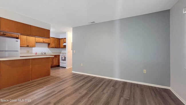 Photo - 1358 Westover St Unit 101