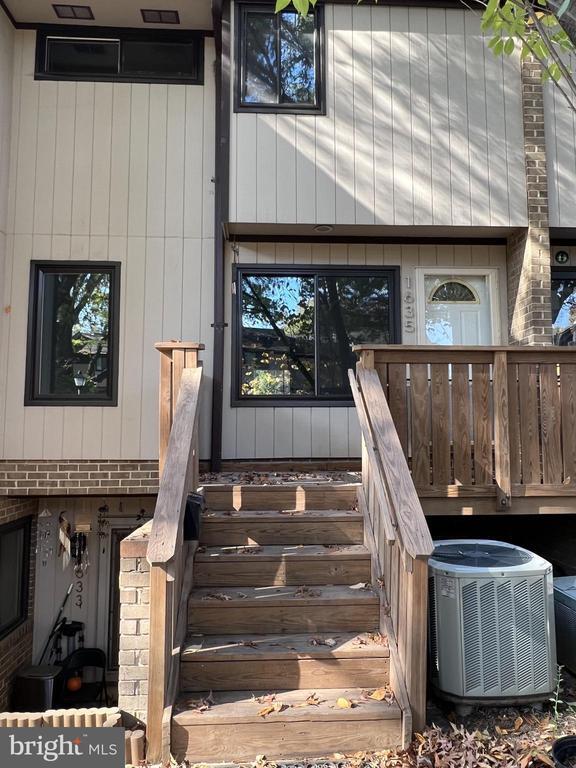 Photo - 1635 Westwind Way
